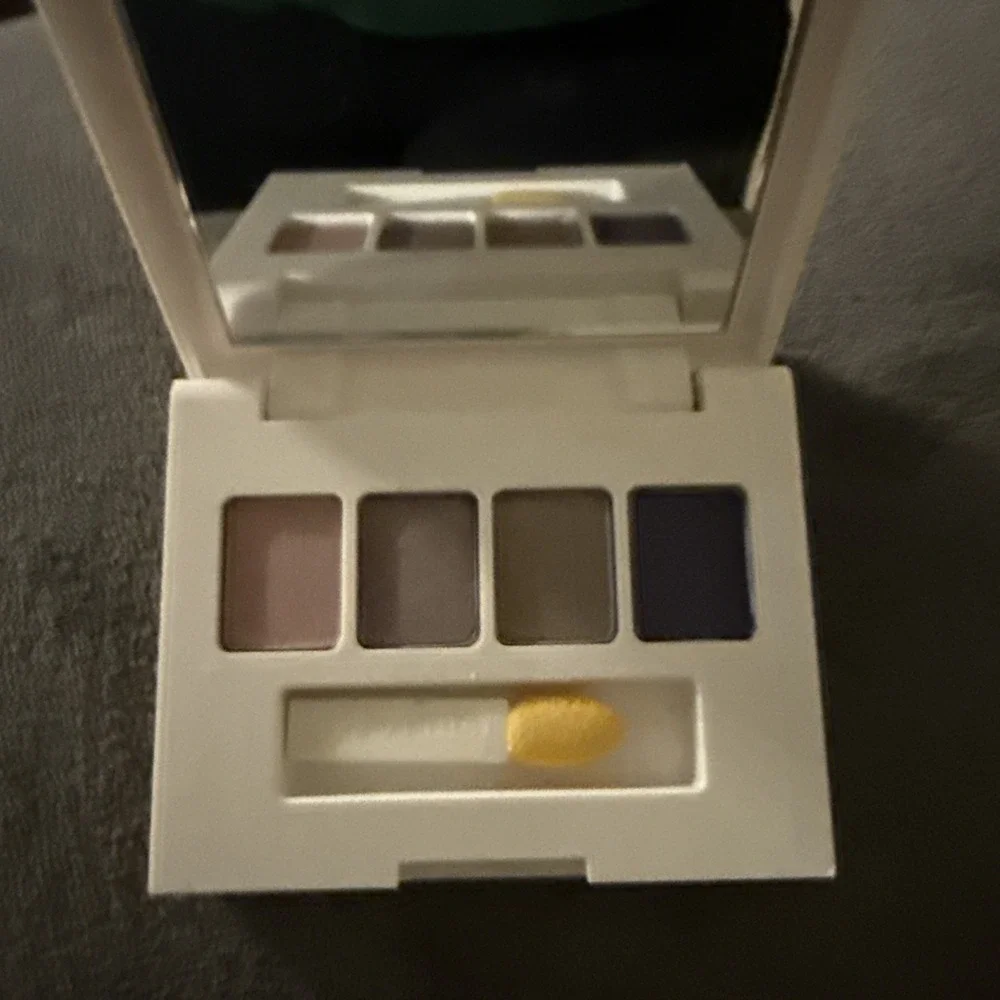 Estee Lauder Lilly Pulitzer Satin Shimmer Neutral Eyeshadow travel size NWOB‎